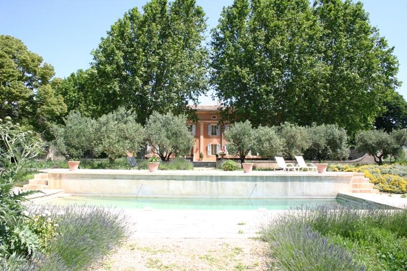Superbe Bastide Bourgeoise XVIIIème face au Luberon